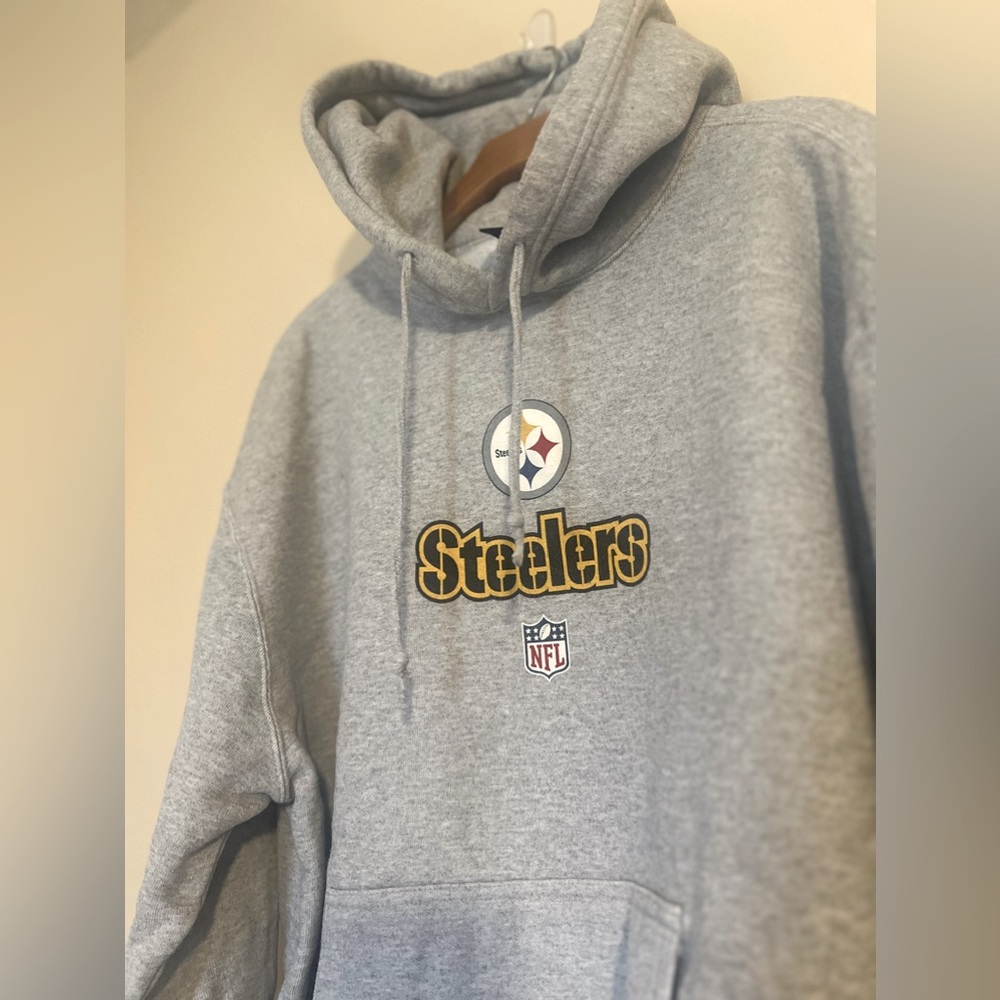 Reebok Grey Pittsburgh Steelers Hoodie - Size Large